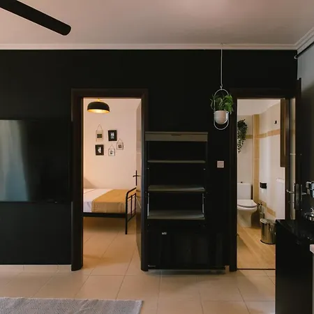 Upper - Easy Parking - Explore The Center On Foot *