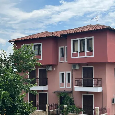 Upper Apartment