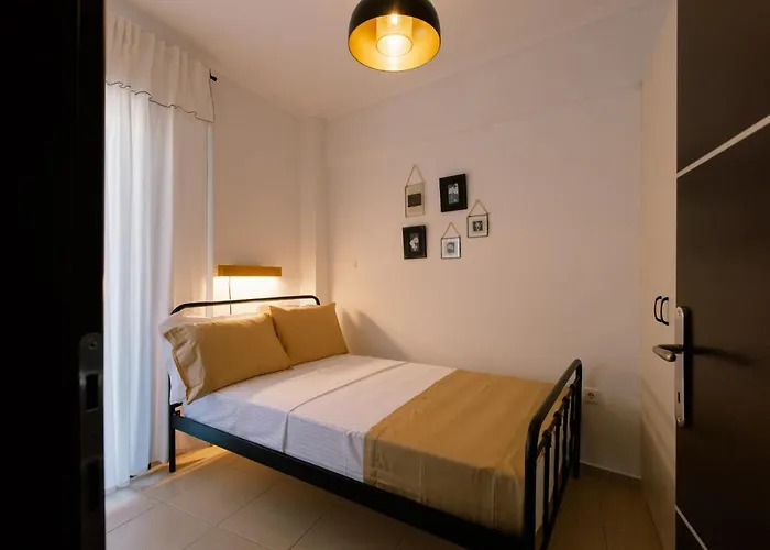Upper - Easy Parking - Explore The Center On Foot - Modern Ano Poli *